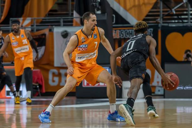 在哪里呢 在哪里呢