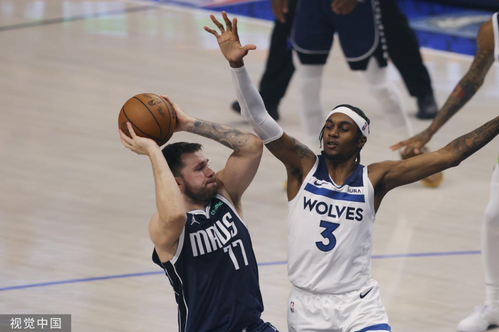 中锋郑海霞 中锋郑海霞