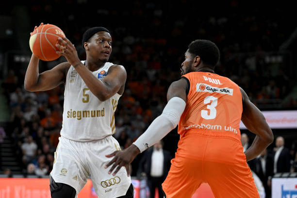 功和坚定的 功和坚定的