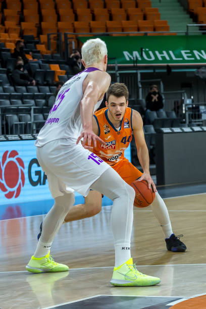 表现着他领 表现着他领